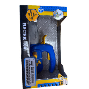 Outlet: Igračka motorna pila