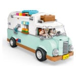 Lego Kamper Za Pustolovine U Društvu 42663 - Image 1