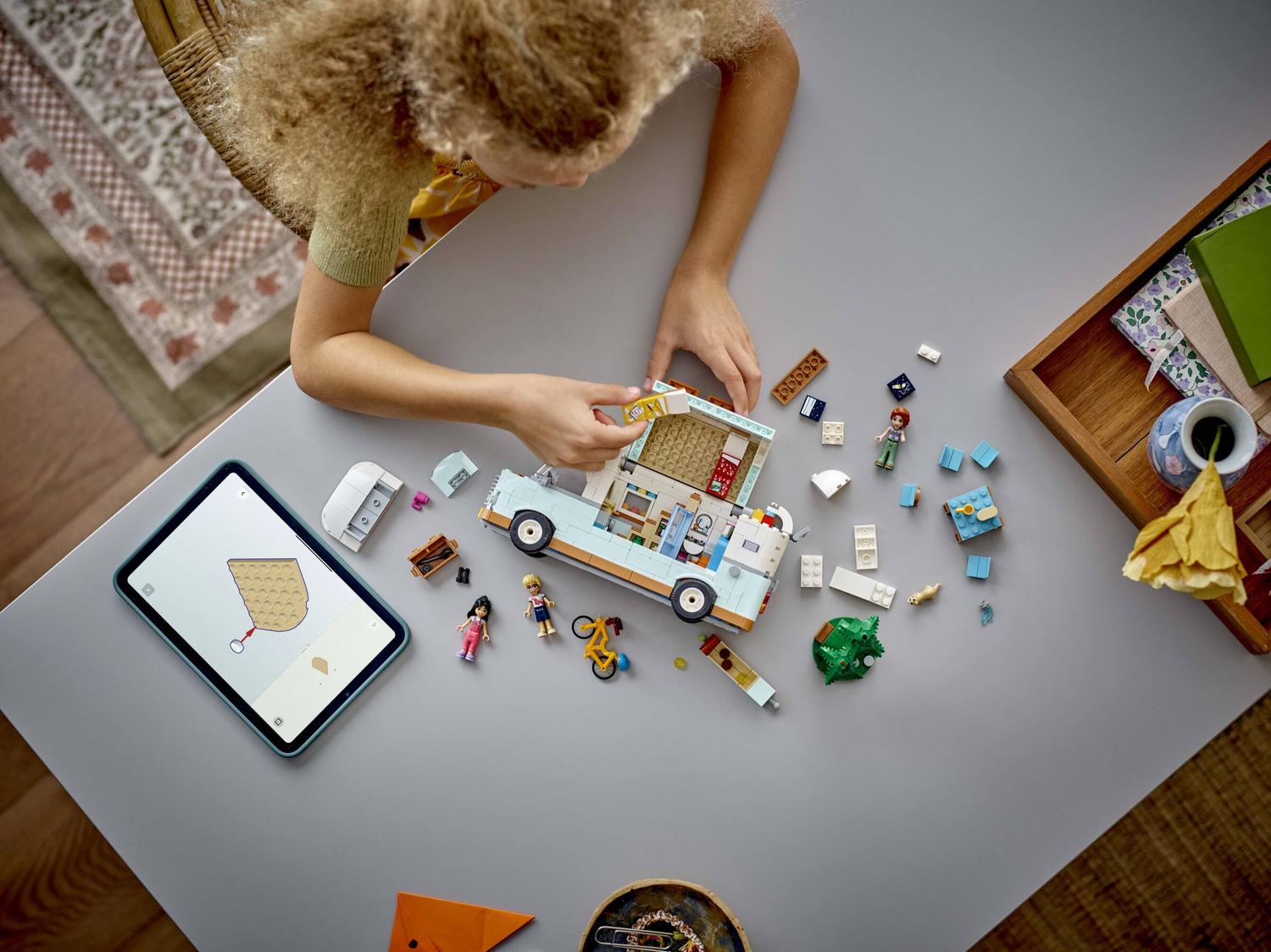 Lego Kamper Za Pustolovine U Društvu 42663