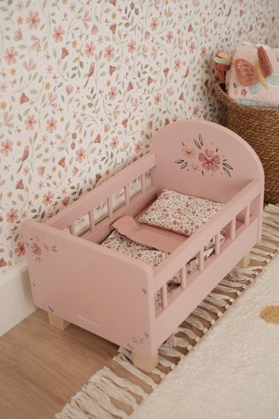 Little Dutch Drvena Kolijevka Za Lutke Pink Ld2517