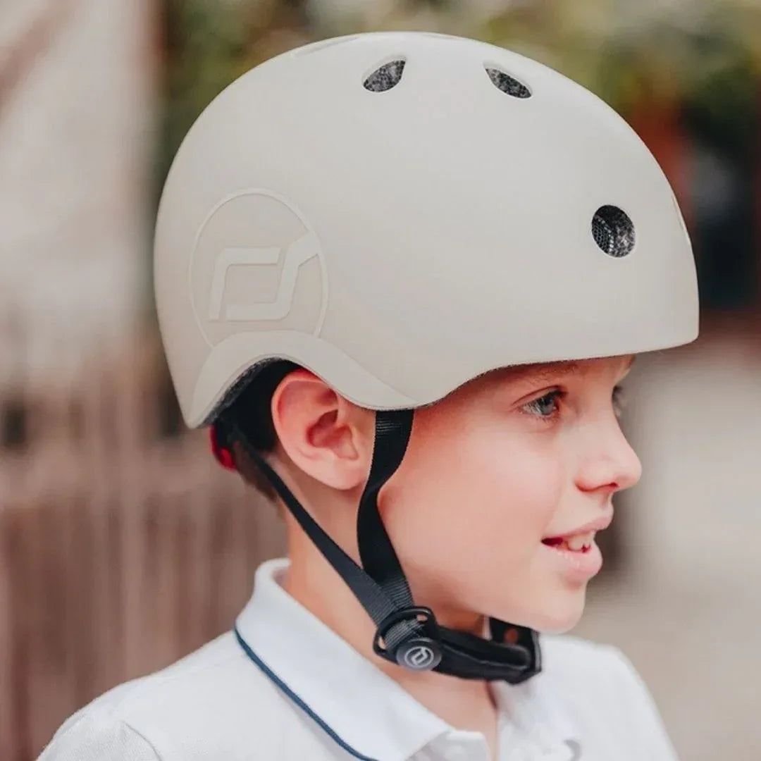 Scoot & Ride Zaštitna Kaciga Ash M-l 00887