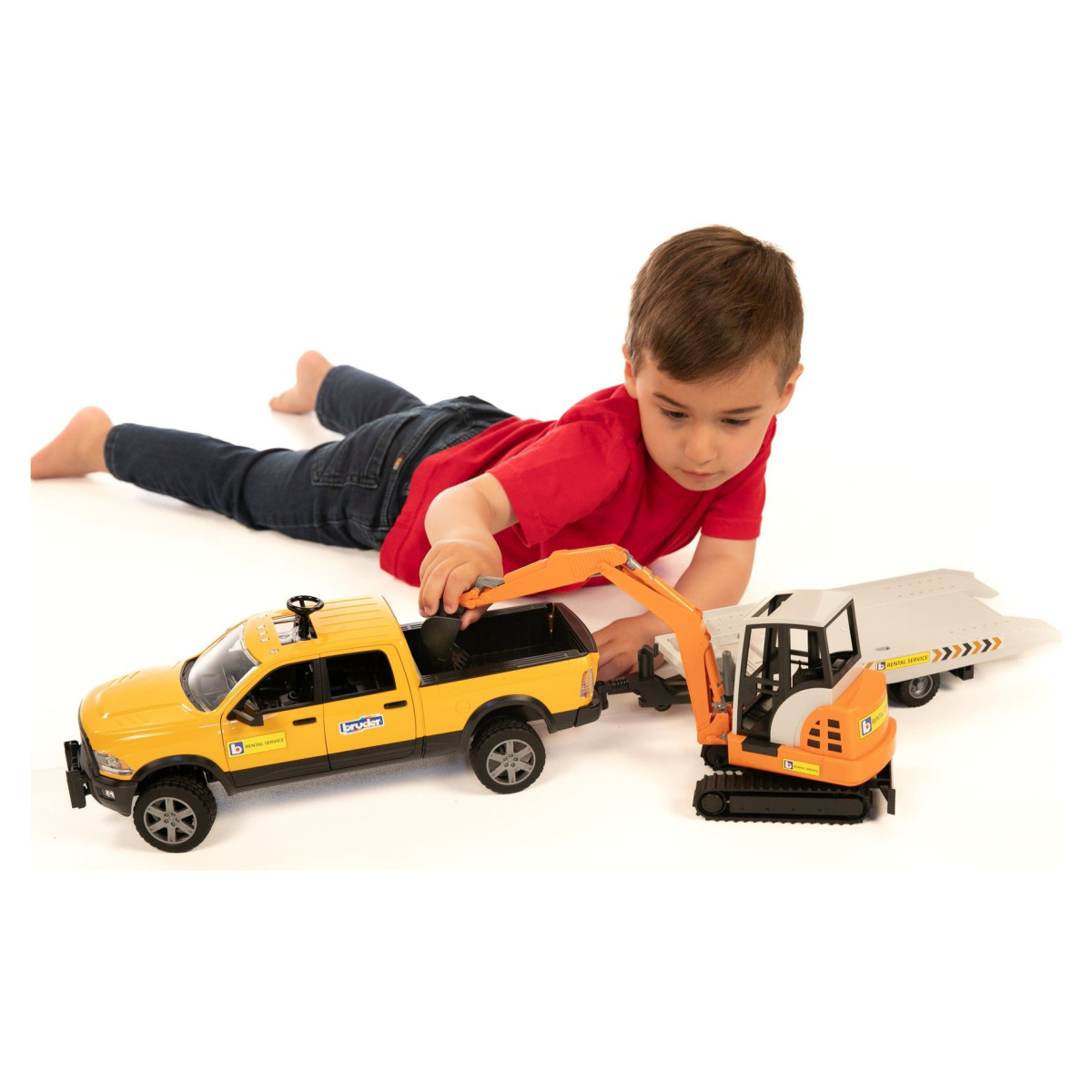 Kamion s mini bagerom Bruder RAM 02546