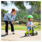 Smart Trike Xtend Scooter Ride On Lime 2401304 - Image 3