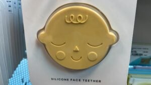 Outlet: Glodalica Mushie Face banana cream
