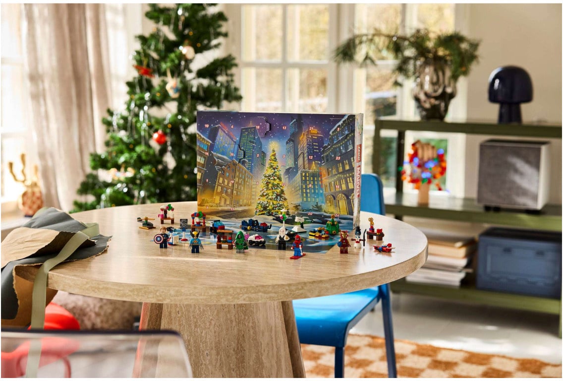 Adventski kalendar LEGO Marvel 2026 76340